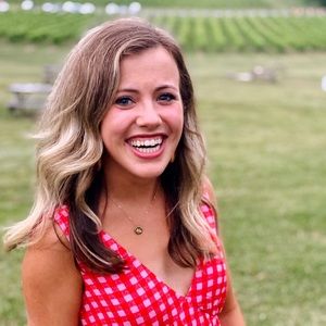 Meet your Posher, Maddi